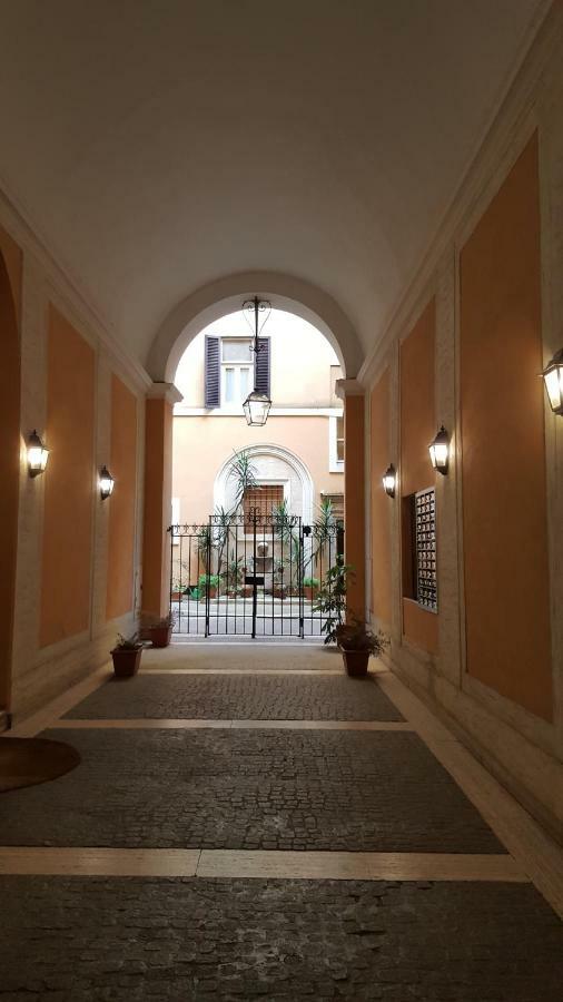 Amoroma Al Pantheon 外观 照片