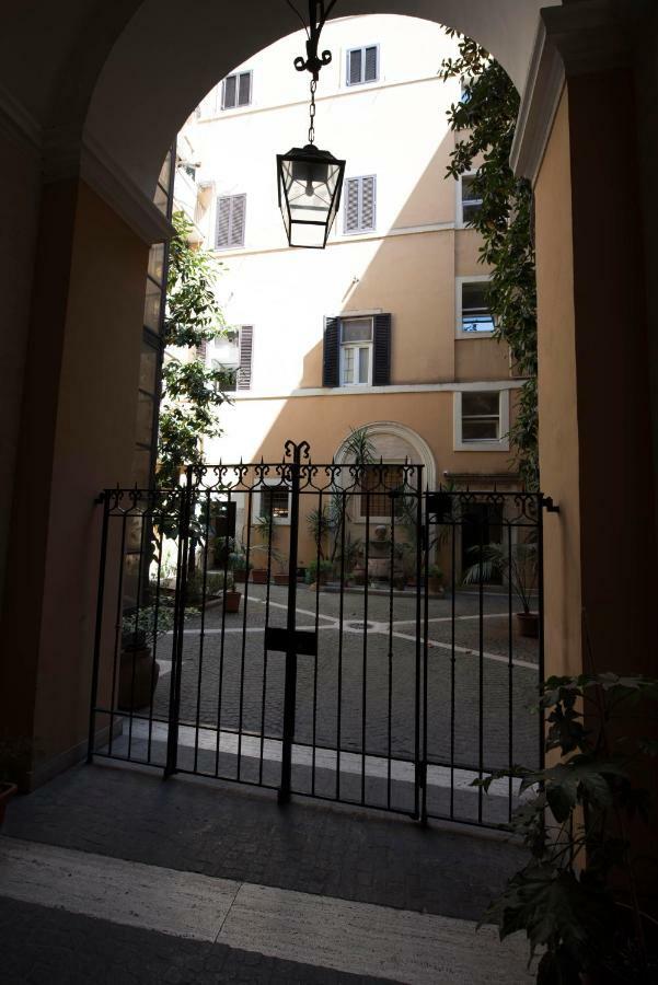 Amoroma Al Pantheon 外观 照片